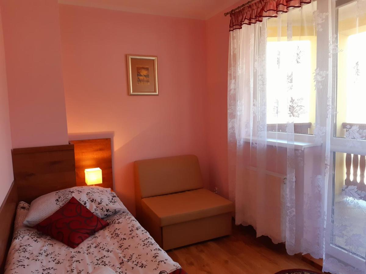 Pensjonat Zielone Wzgorze Boleslawow Stronie Slaskie Exterior photo