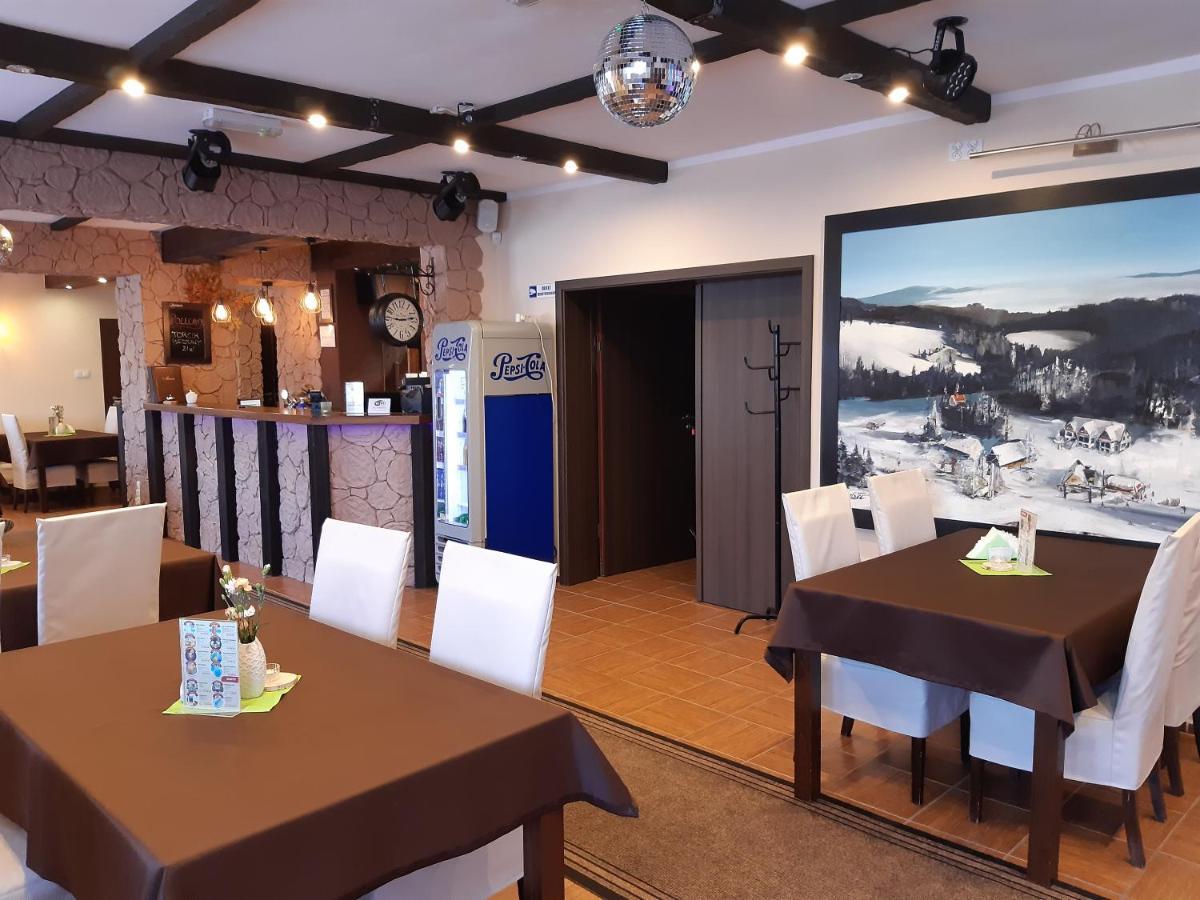 Pensjonat Zielone Wzgorze Boleslawow Stronie Slaskie Exterior photo