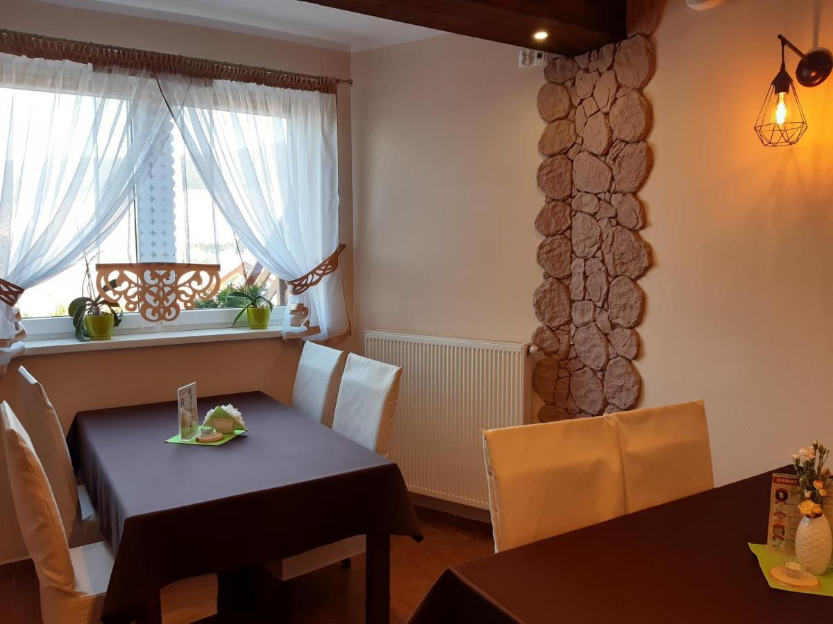Pensjonat Zielone Wzgorze Boleslawow Stronie Slaskie Exterior photo