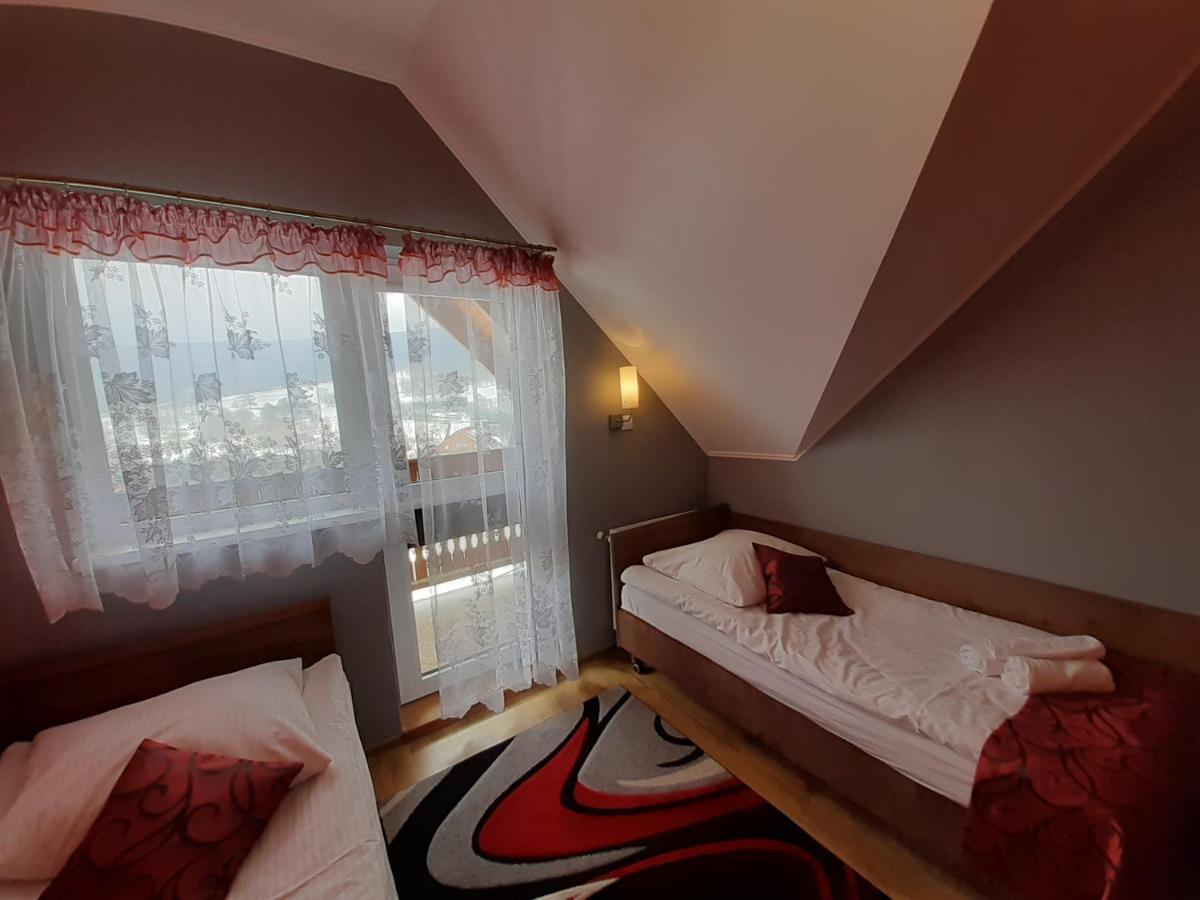 Pensjonat Zielone Wzgorze Boleslawow Stronie Slaskie Exterior photo